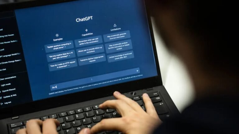 12 Prompts To Help You Automate Tasks With ChatGPT