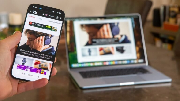 12 Things Your iPhone and Mac Can Do Together That Make Working on Just One Feel Primitive