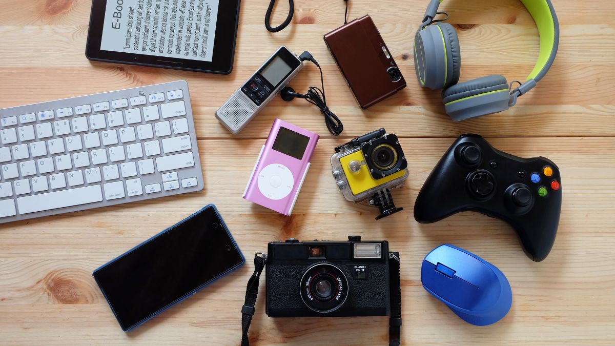 13 Gadgets That Will Be Completely Useless in 5 Years