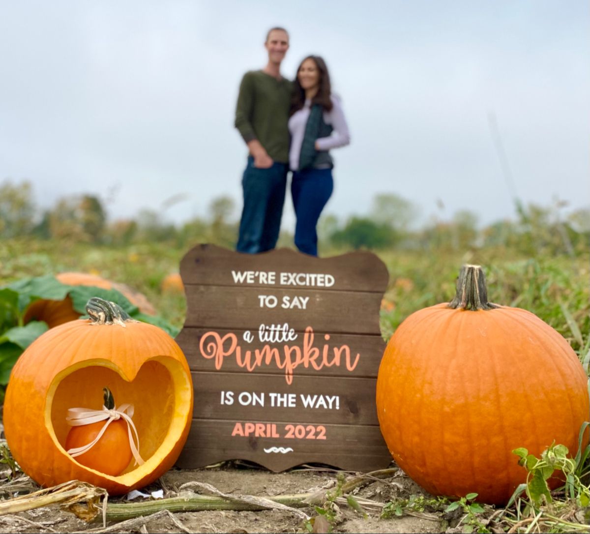 Pumpkin Patch Pregnancy Reveal with Couple