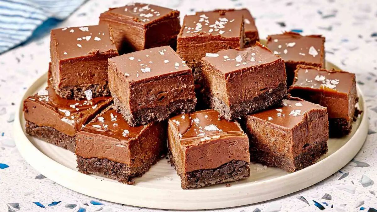 15 No-Bake Desserts Saving Stressed Holiday Hosts Everywhere