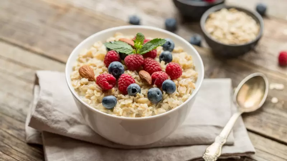 21 PCOS Breakfast Ideas That Balance Your Hormones Before Noon