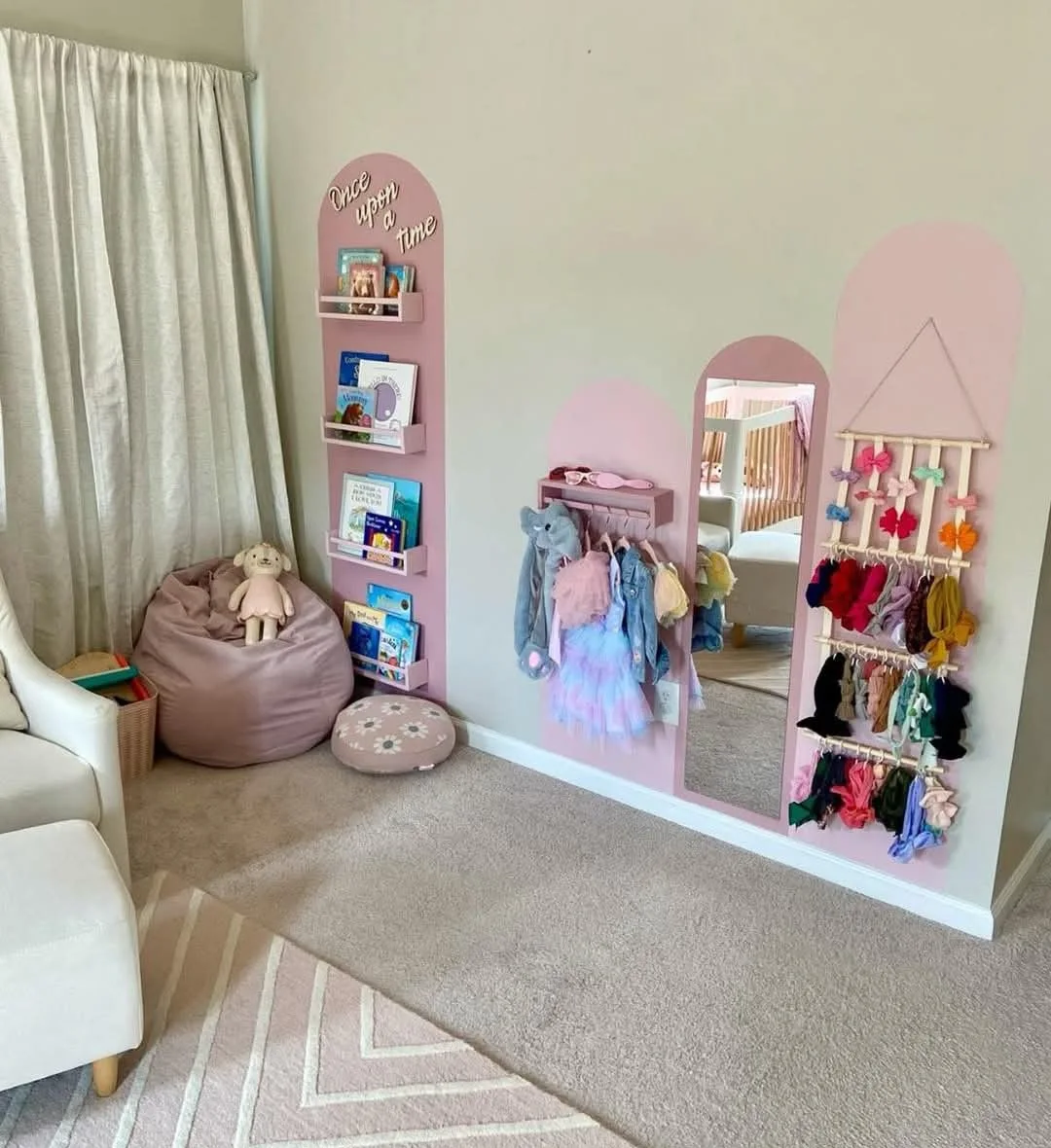 Pink Dream Dress-Up Corner