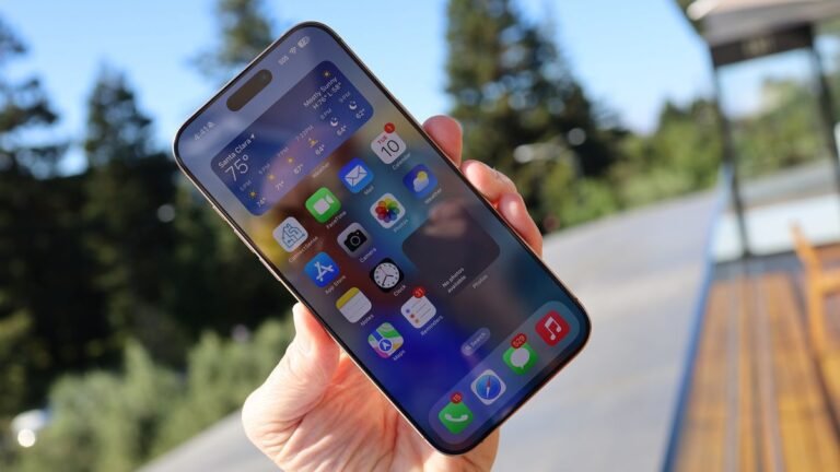 Apple’s “Liquid Glass” Redesign Looks Stunning — But It Broke These 5 Things Nobody Is Talking About