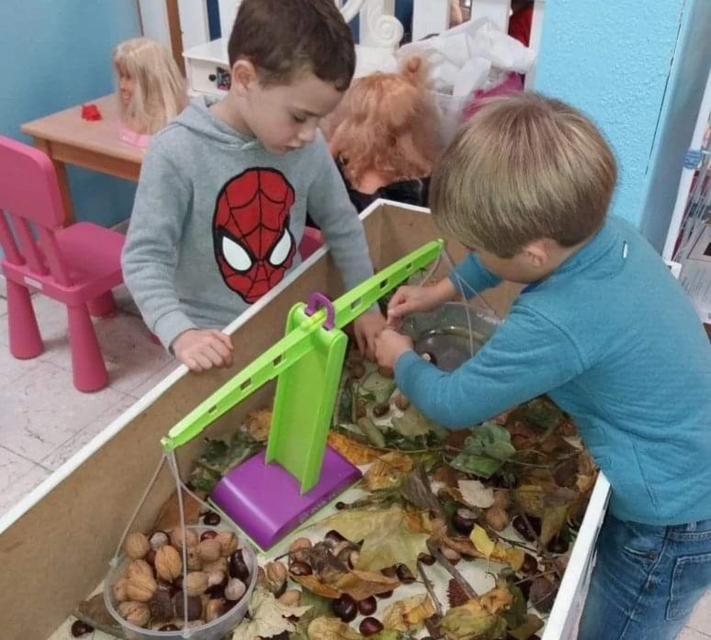 Autumn Sensory Bin Adventure