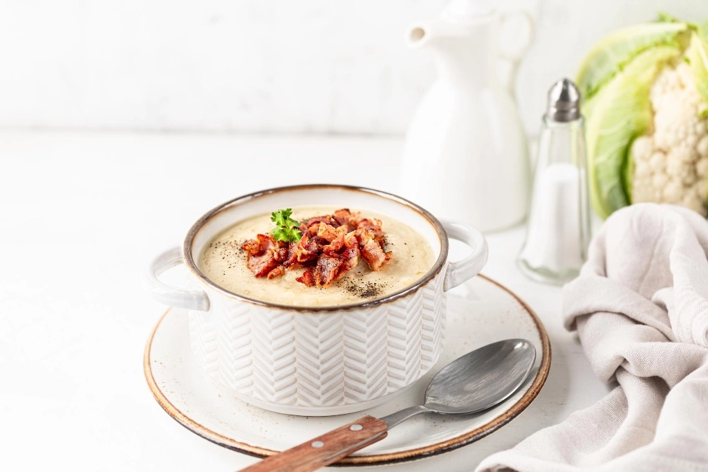 Bacon Cauliflower Chowder