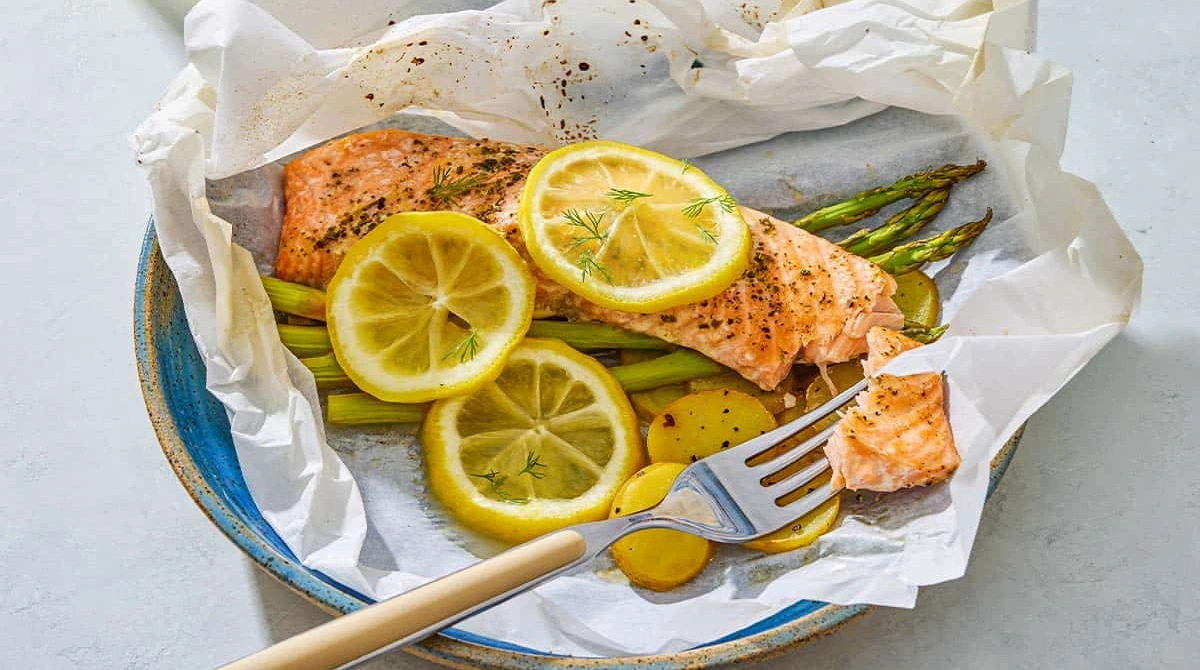 Baked Salmon with Asparagus