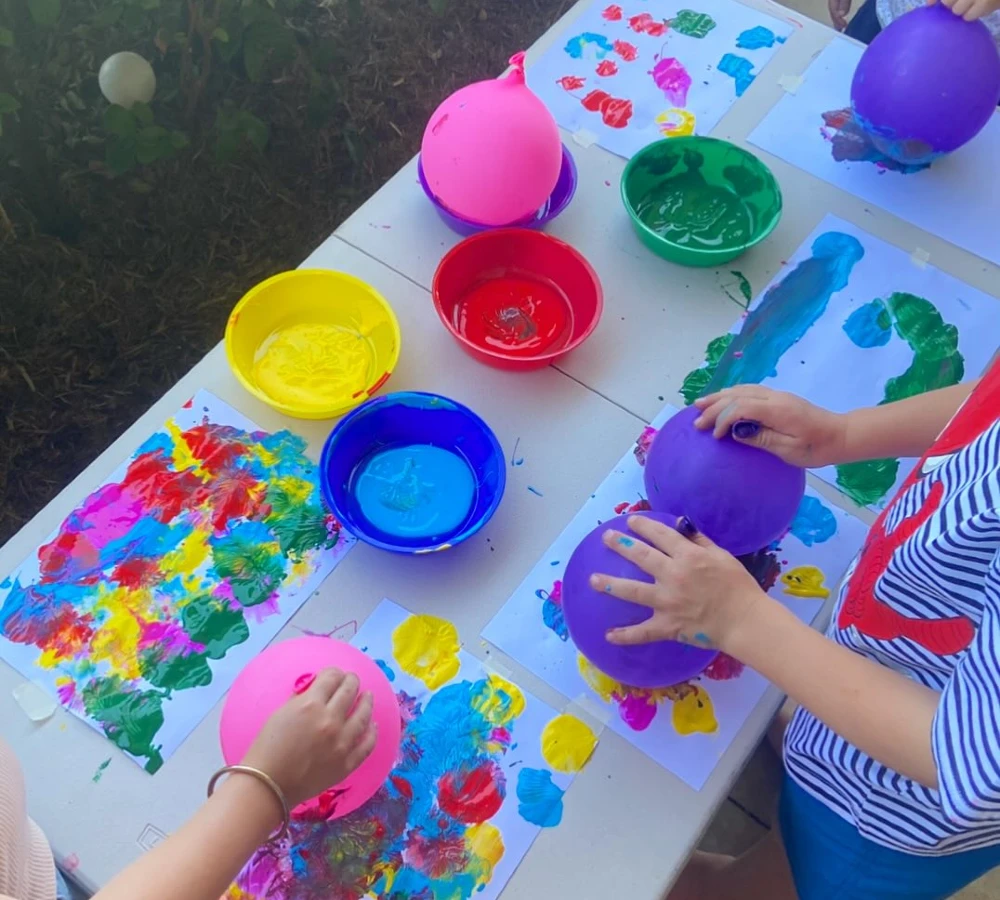 Balloon Painting Outside
