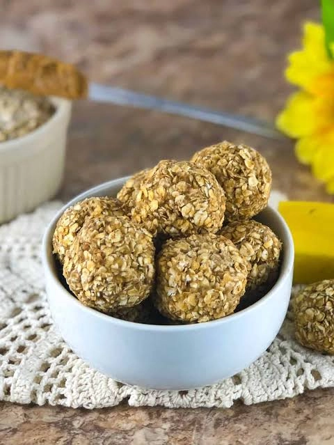 Banana Oat Energy Balls