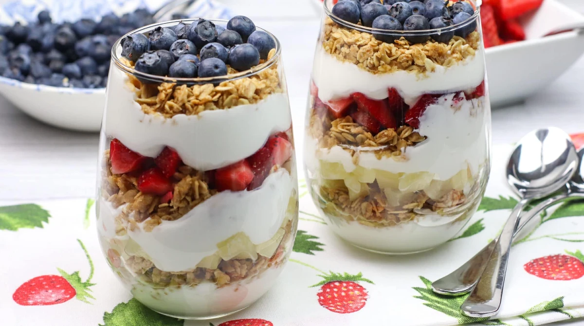 Berry Yogurt Parfait