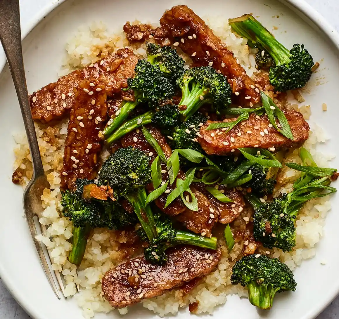 Broccoli and Tempeh Stir Fry