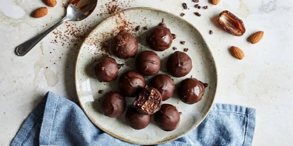 Cacao Nib Energy Balls