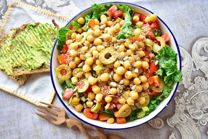 Chickpea and Olive Salad