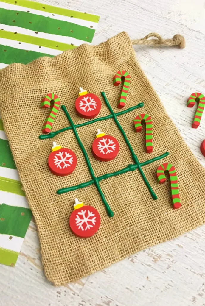 Christmas Tic-Tac-Toe Game