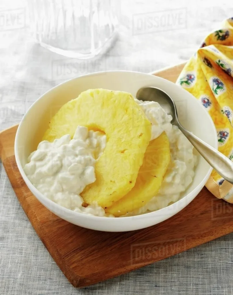 Cottage Cheese and Pineapple Bowl
