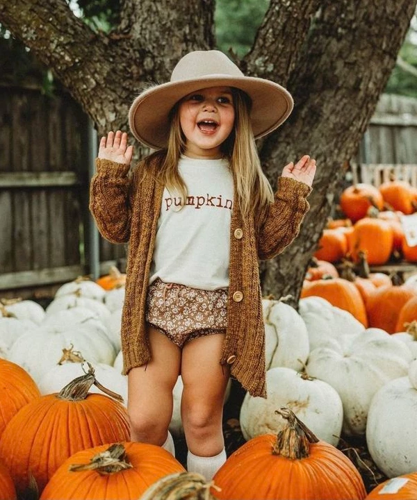 Cozy Cardigan Vibes