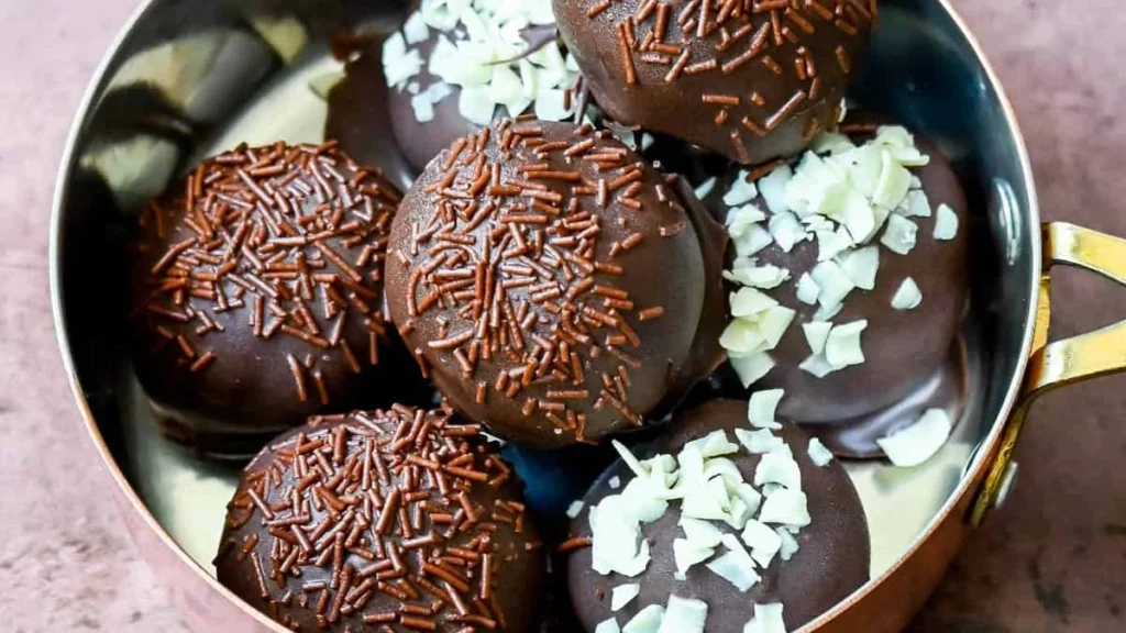 Creamy Oreo Truffles
