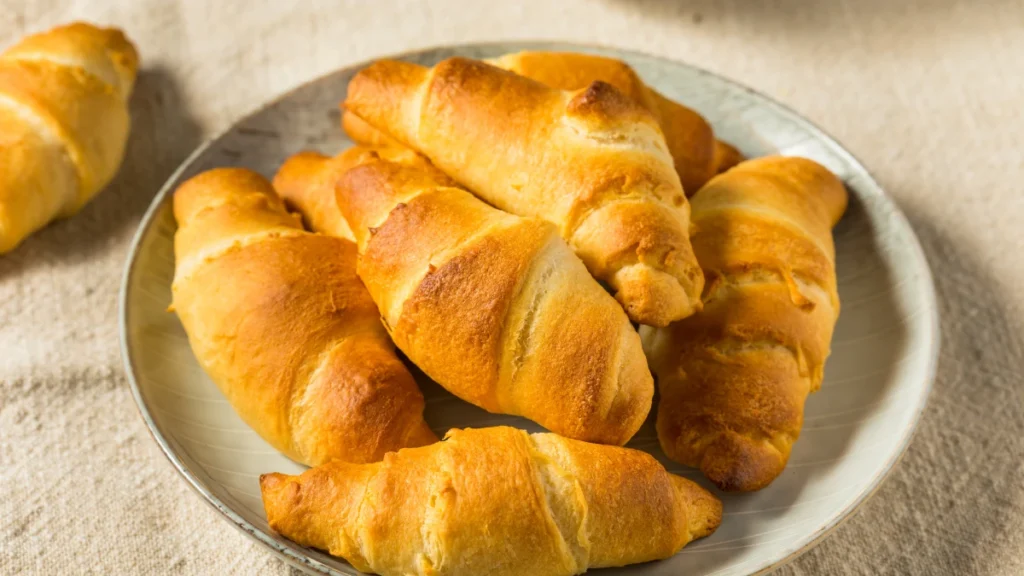 Crescent Roll Pizza Pockets