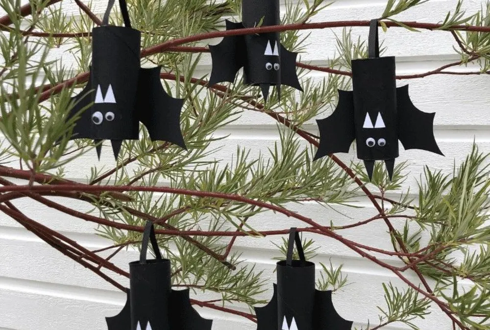 DIY Paper Roll For Halloween