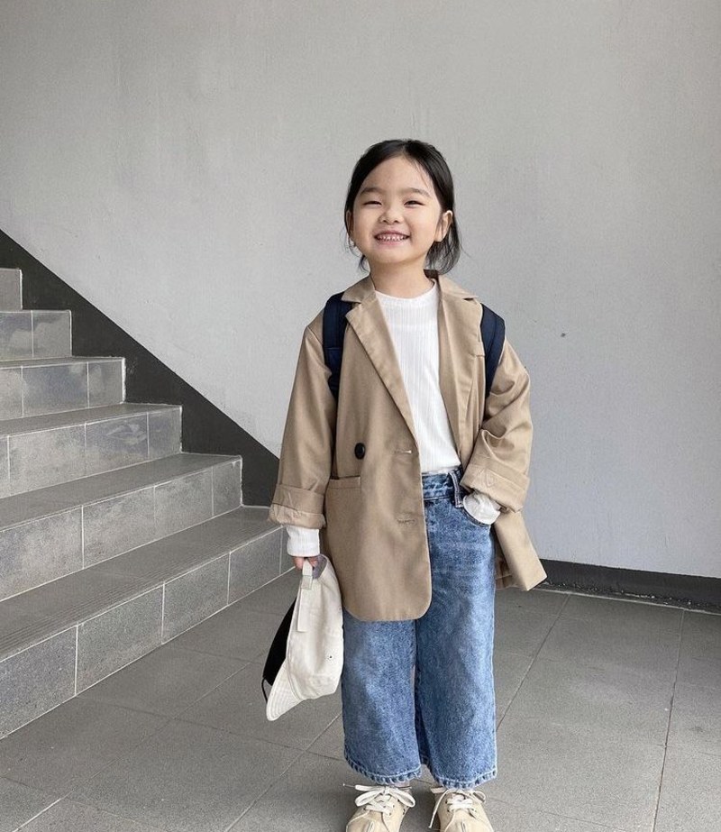 Beige Blazer with Denim