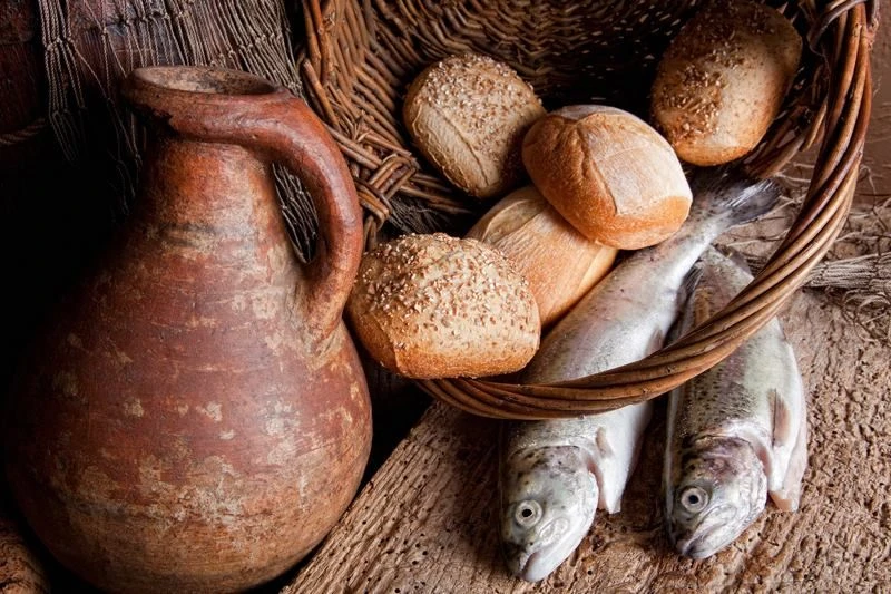 Fish with with Barley Loaves