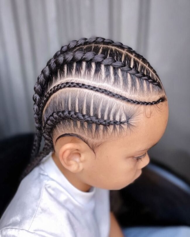 Flowing Curved Cornrow Design