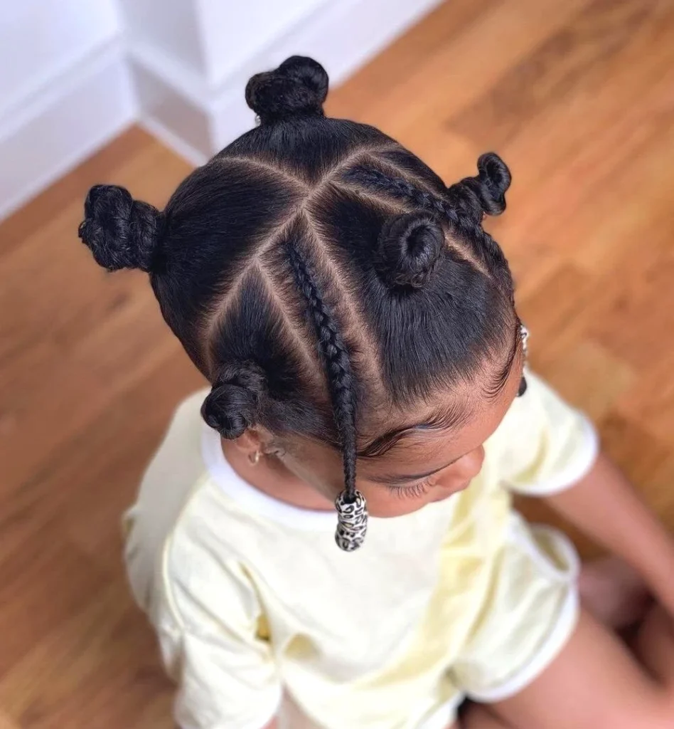 Geometric Bantu Knots with Beaded Braids
