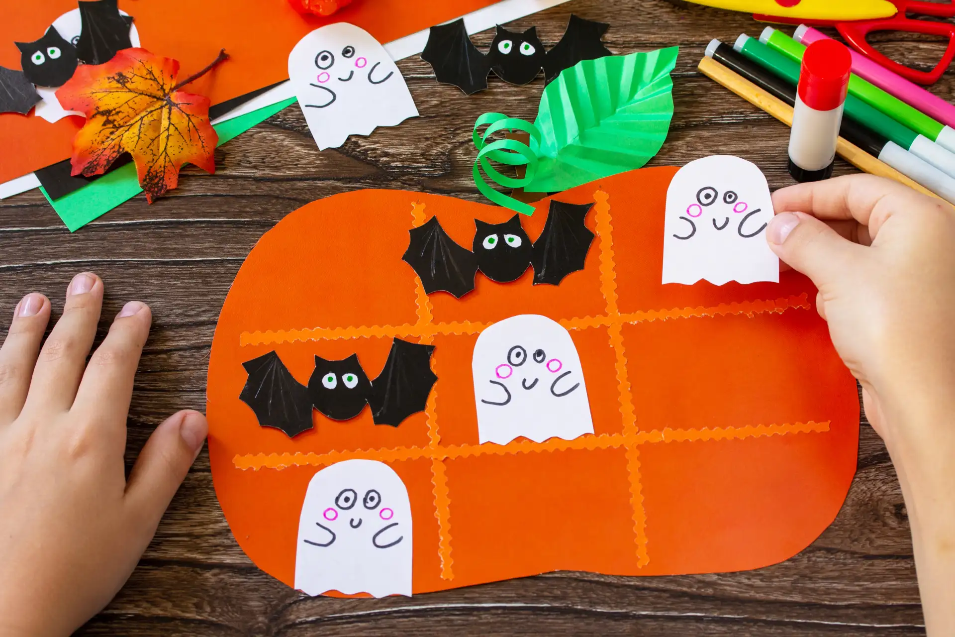 Ghost and Bat Tic-Tac-Toe