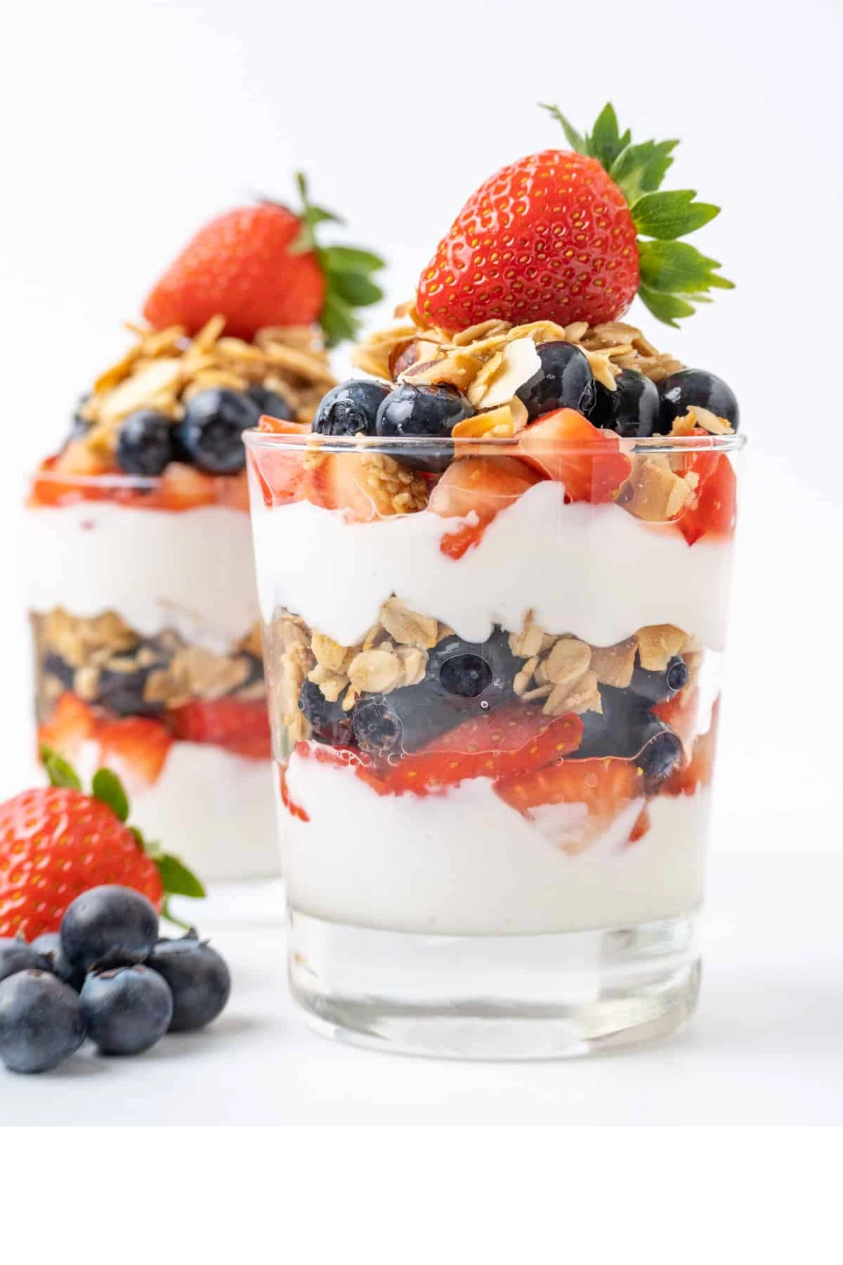 Greek Yogurt Parfait with Berries and Flaxseed