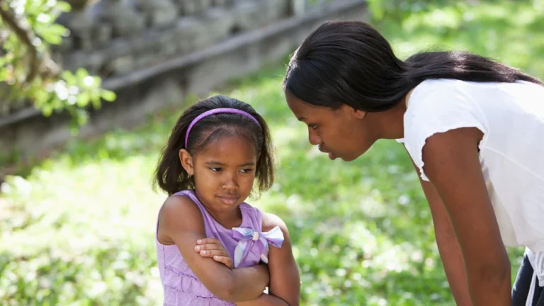 How To Discipline a Toddler Without Hitting & Yelling (Expert Guide)