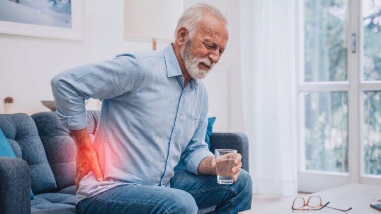 I See Kidney Failure All The Time. Here’s How It Warns You. (Stop This Habit)