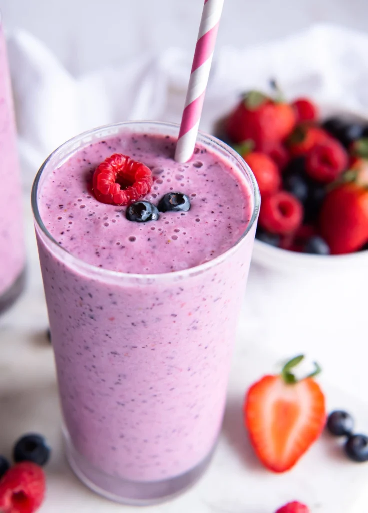 Mixed Berry Yogurt Smoothie