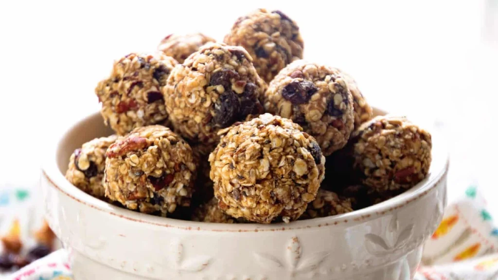 Oatmeal Raisin Energy Bites