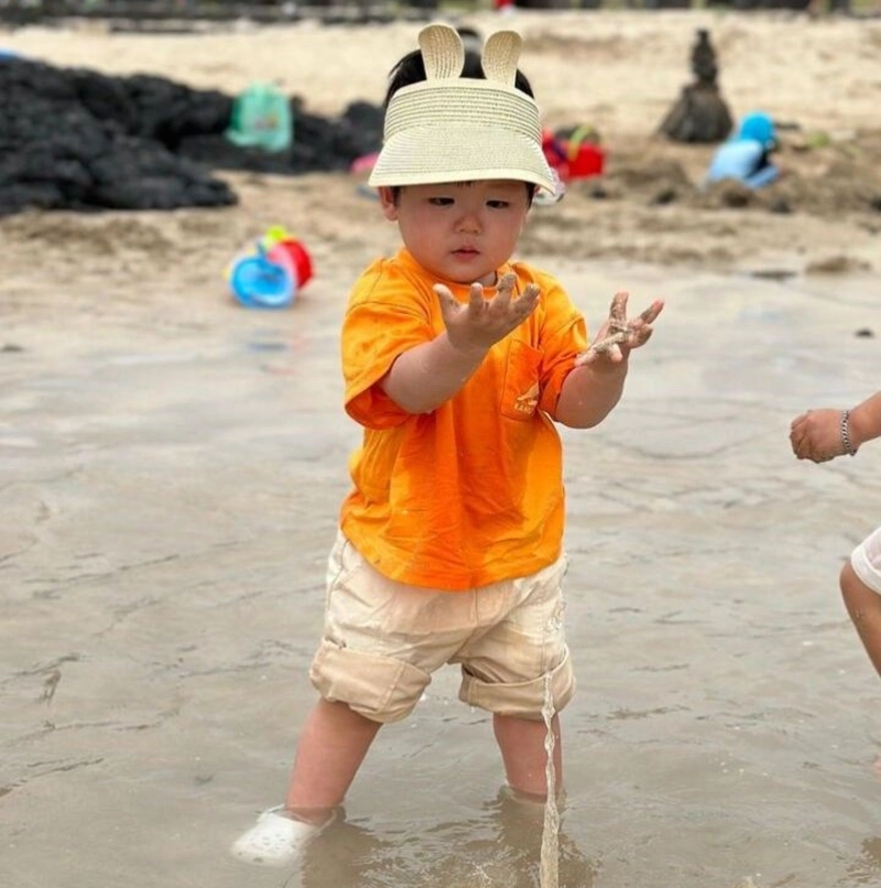 Orange Adventure Tee with Bunny Ear Sun Hat