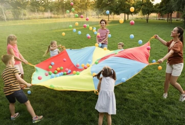 Parachute Ball Bounce