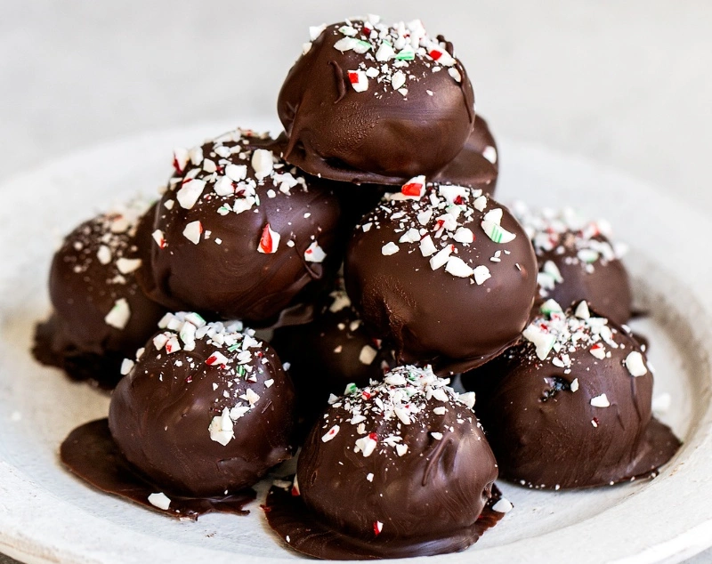 Peppermint Oreo Truffles