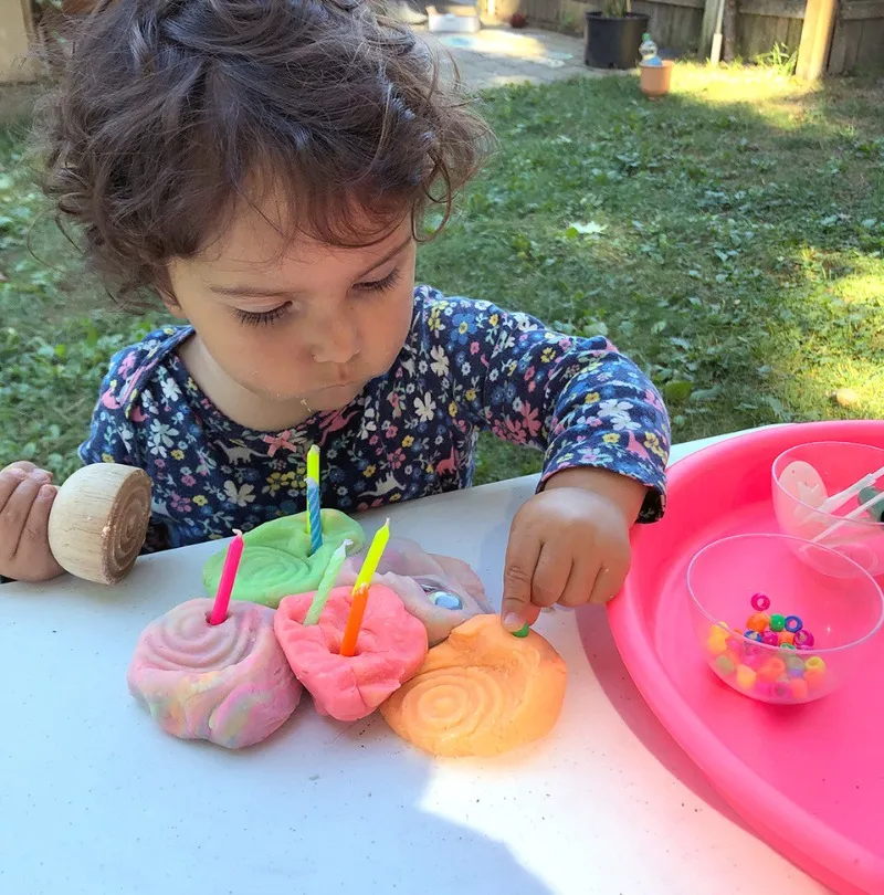 Playdough Porcupine Creation
