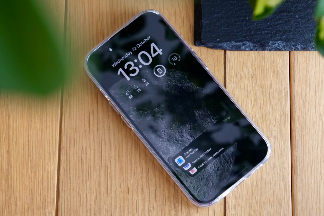 (Pro Models Only) Turn Off Always-On Display