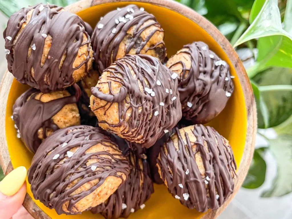 Protein Cookie Dough Bites