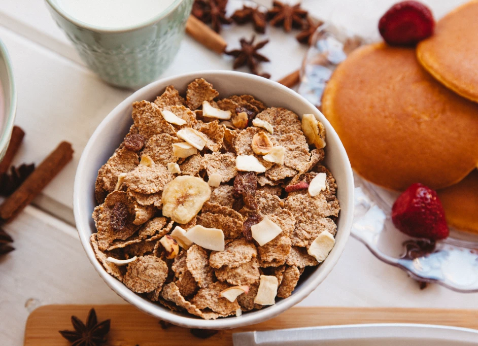 Protein-Packed Oatmeal with Nuts