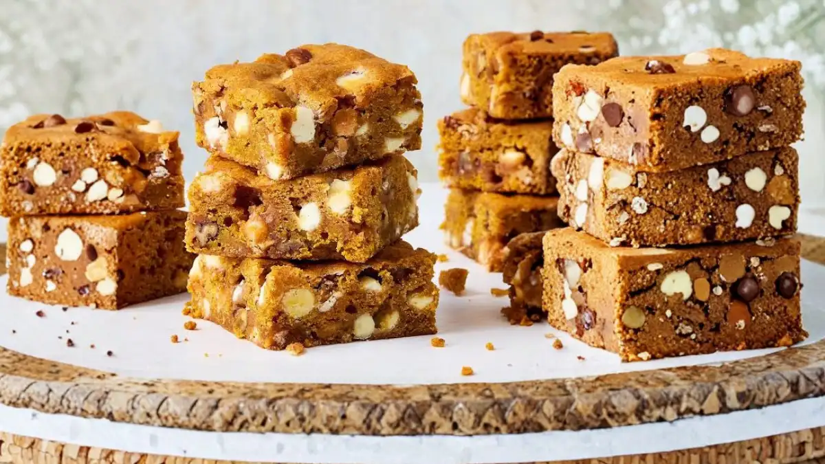 Pumpkin Blondies