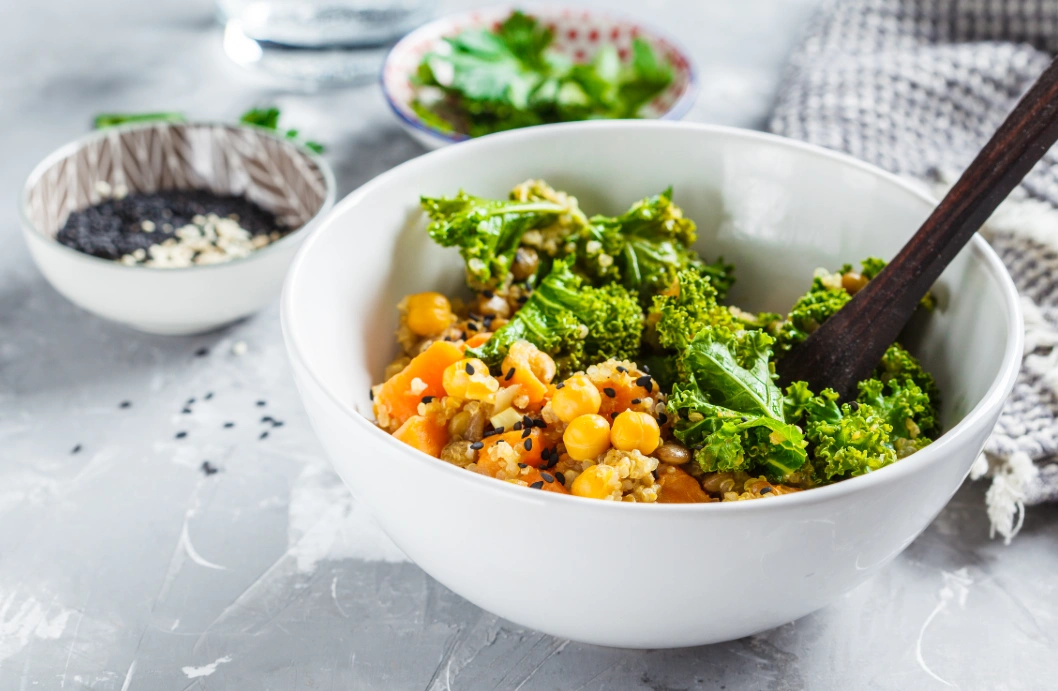 Quinoa Chickpea Kale Bowl