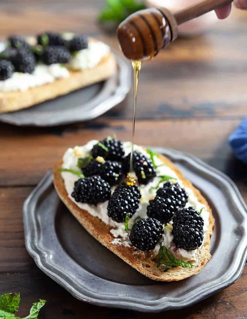 Ricotta and Berry Toast