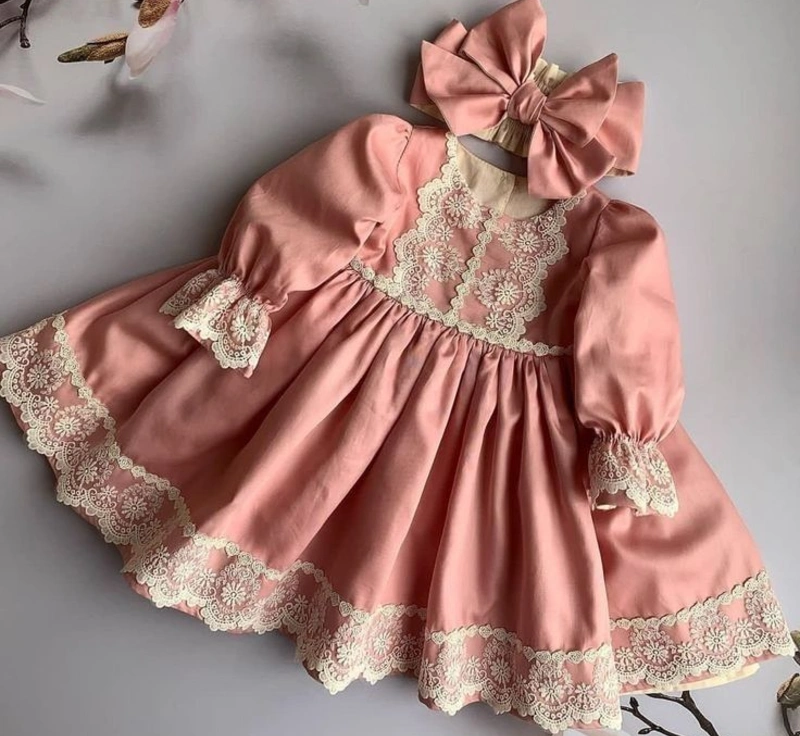 Rosewood Lace Keepsake