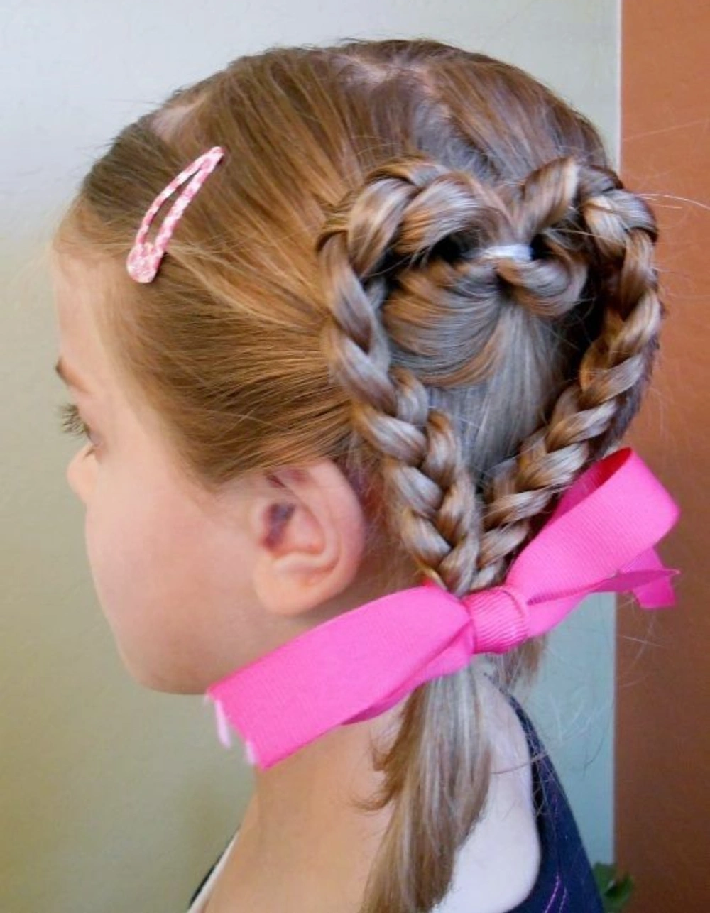 Side Braided Heart with Pink Bow and Glitter Clip