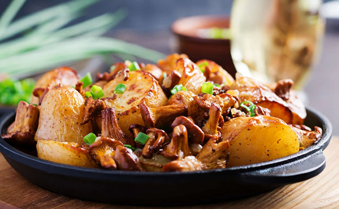 Skillet Potatoes with Mushrooms