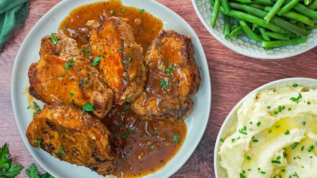 Slow Cooker Pork Chops with Gravy
