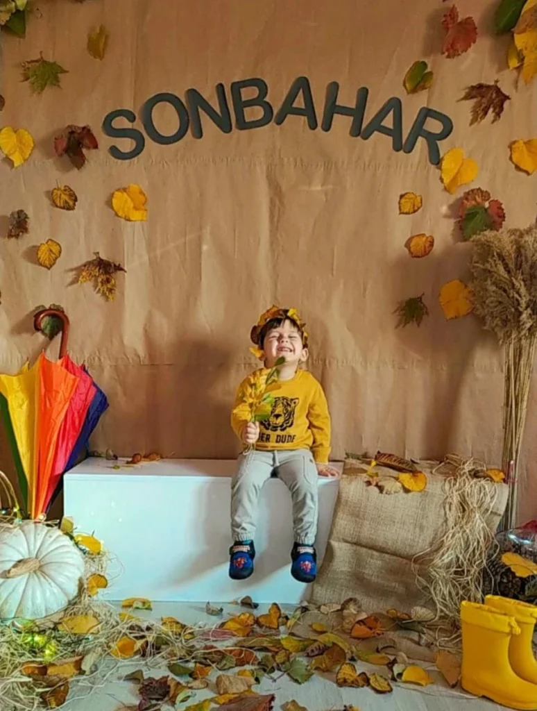 Sonbahar Indoor Autumn Studio