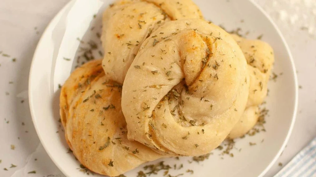 Sourdough Discard Garlic Knots