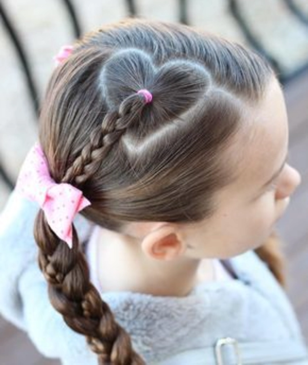 Sparkle Heart Bubble Ponytail with Pink Elastics